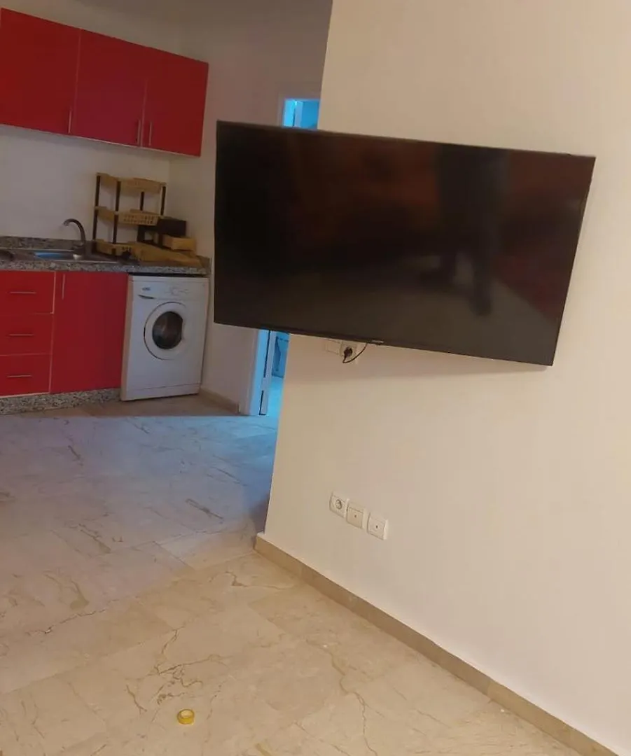 Daire Le Chaleureux Avec Balcon 8 Face Gare Ctm Hivernage Marakeş