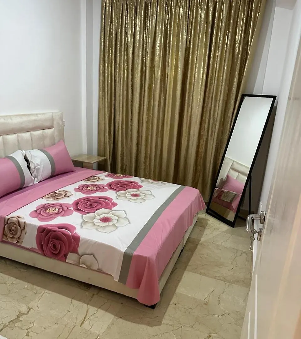 Daire Le Chaleureux Avec Balcon 8 Face Gare Ctm Hivernage Marakeş